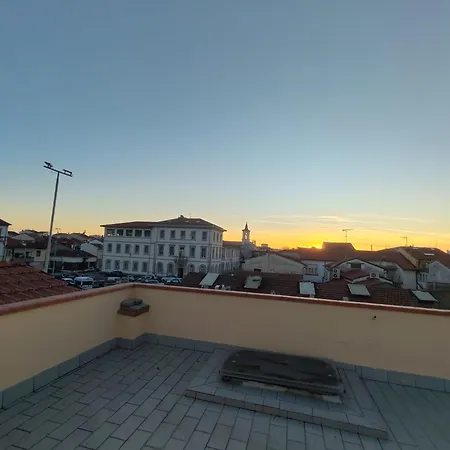 بيت للعطل Burlamacco In Versilia *